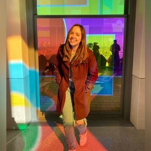 Meet your Posher, Laura